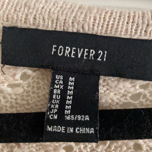 Poncho - Picture 3 of 5